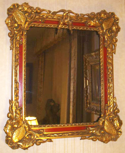 Unique Frame with Mirror